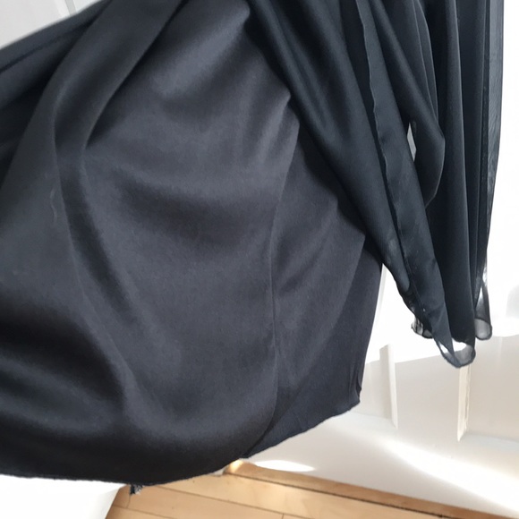 LE CHÂTEAU | Black & cream dress - Picture 13 of 14